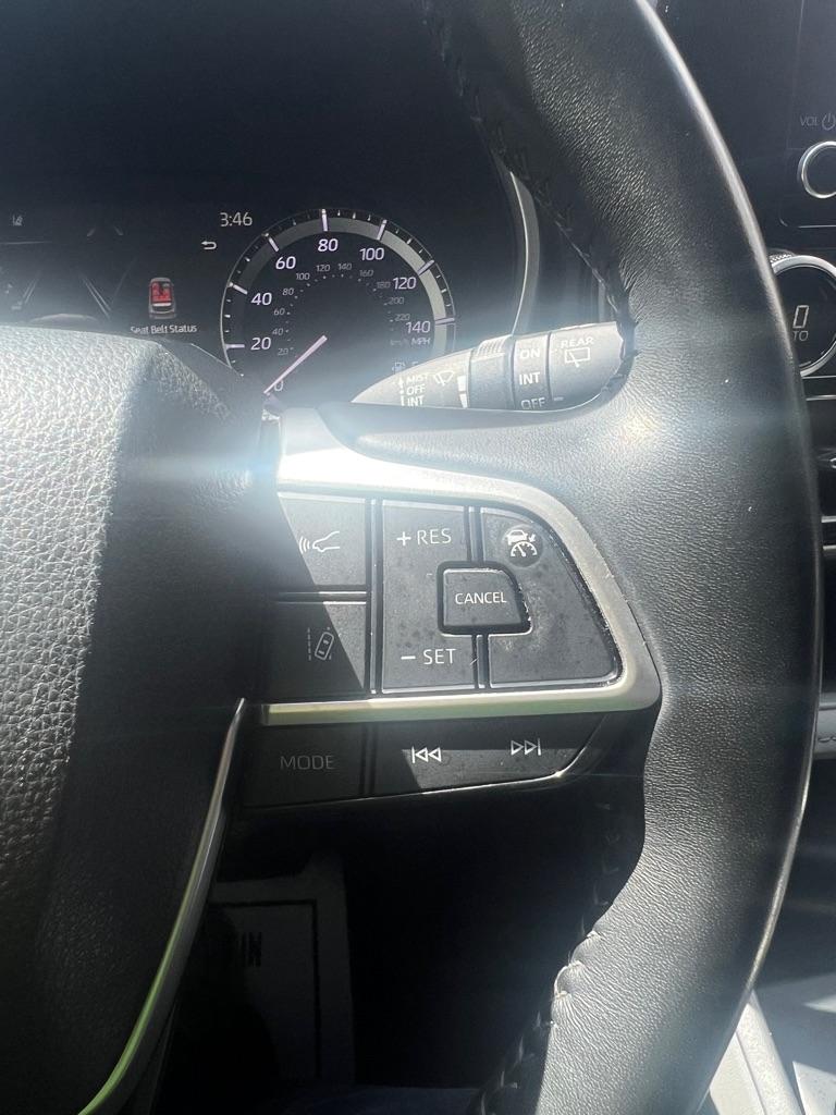 Toyota Highlander Platinum FWD (Natl) 2023