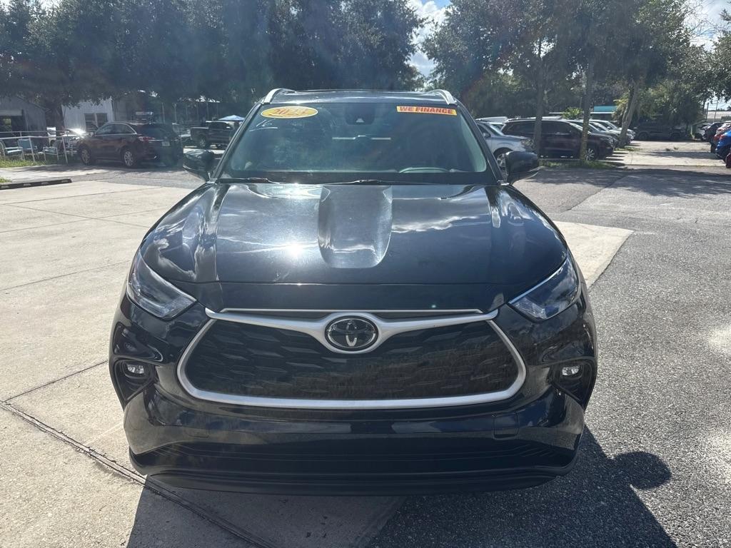 Toyota Highlander Platinum FWD (Natl) 2023
