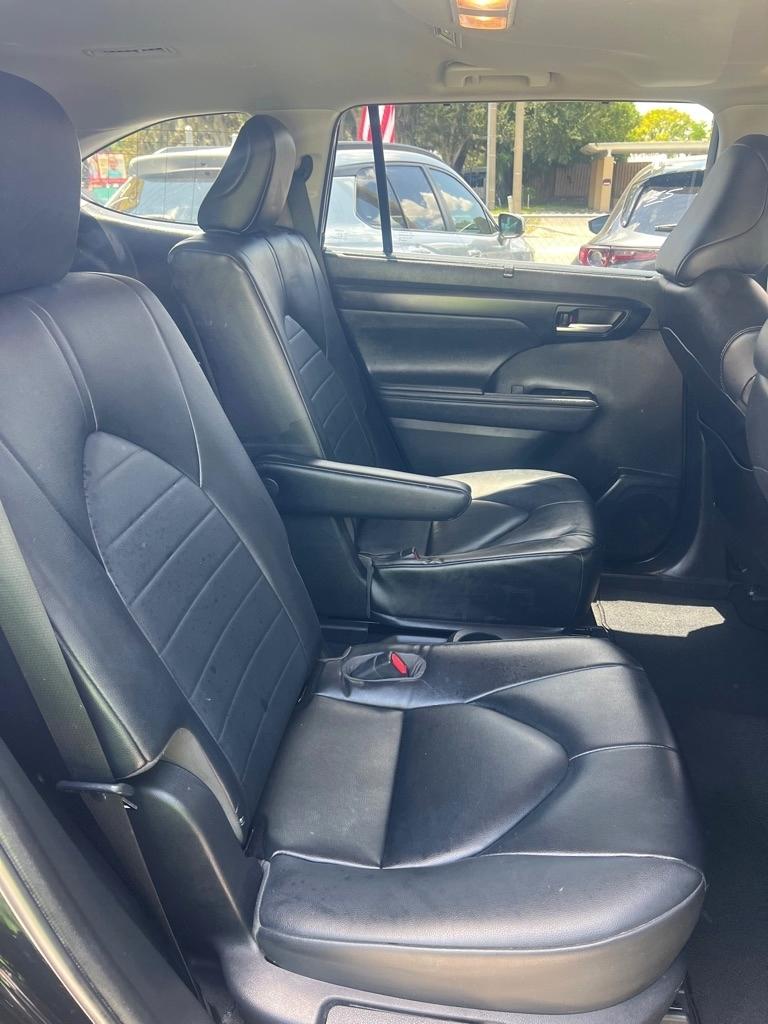 Toyota Highlander Platinum FWD (Natl) 2023