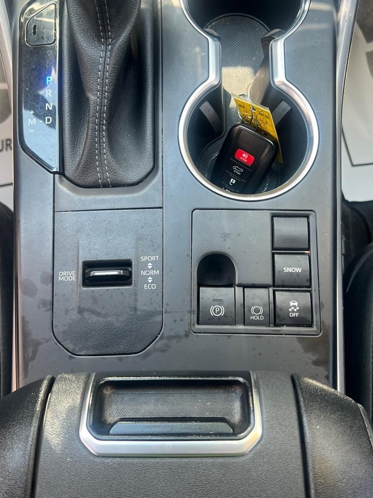 Toyota Highlander Platinum FWD (Natl) 2023