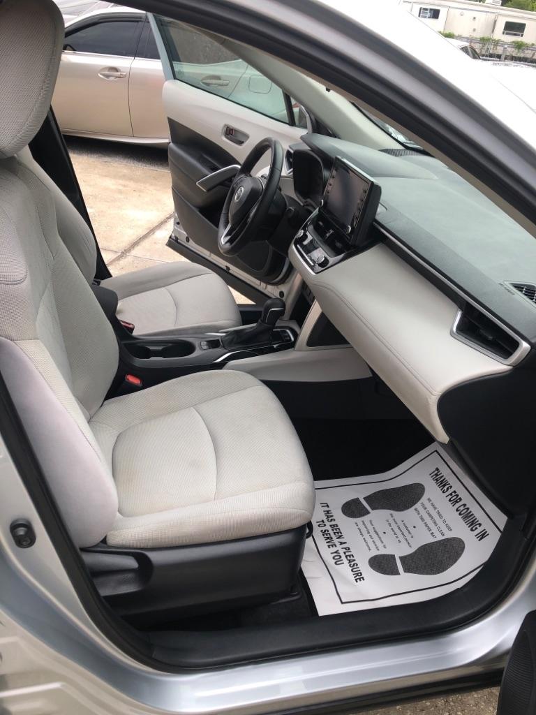 Toyota Corolla Cross LE 2WD (Natl) 2022