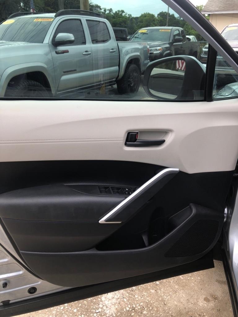 Toyota Corolla Cross LE 2WD (Natl) 2022
