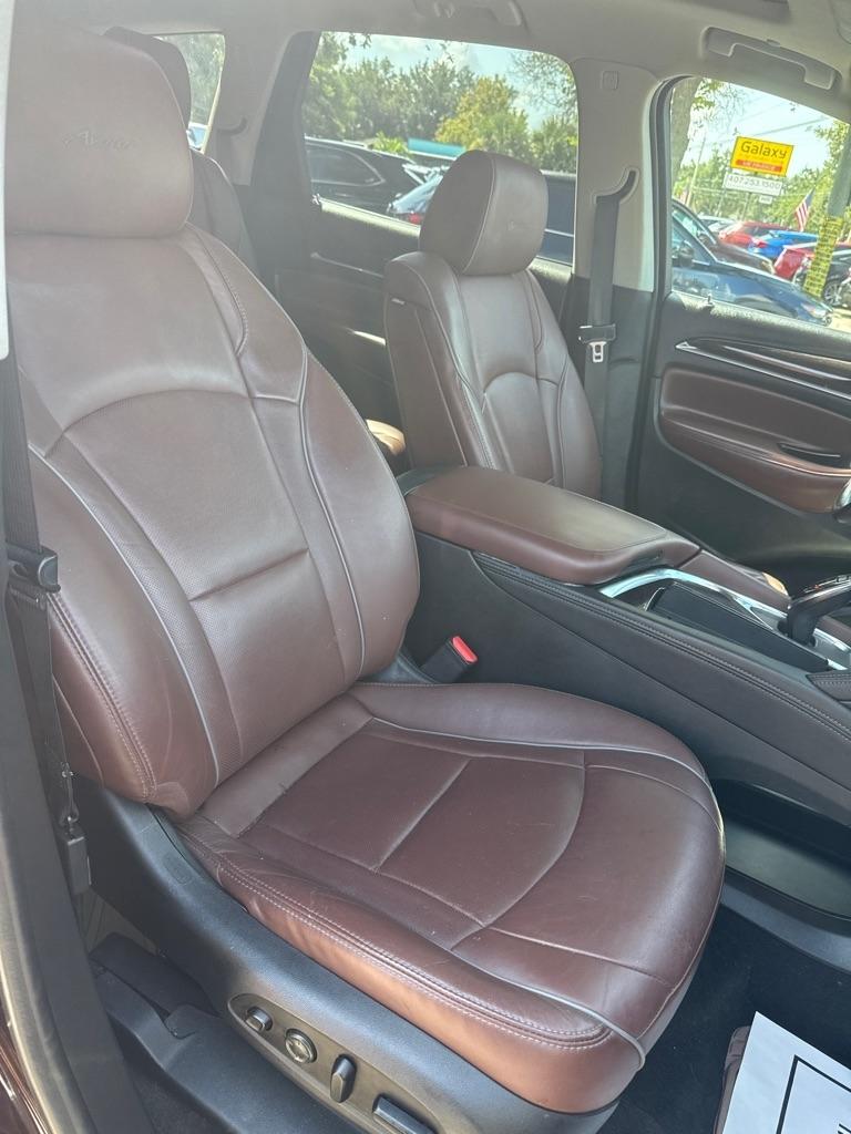 Buick Enclave FWD 4dr Avenir 2020