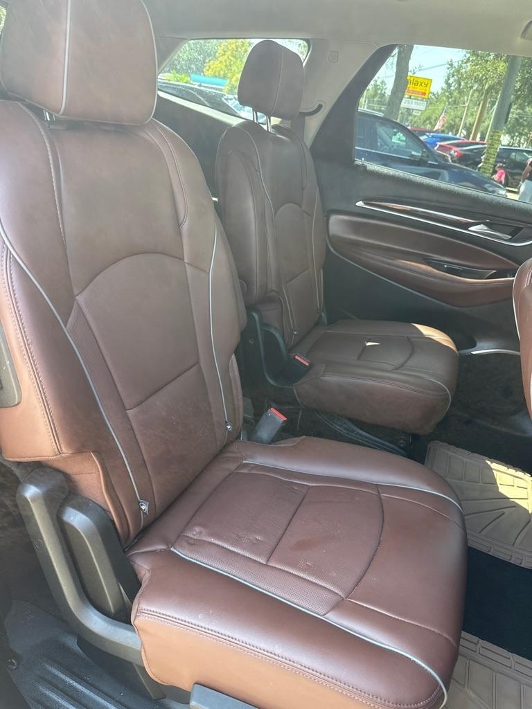 Buick Enclave FWD 4dr Avenir 2020