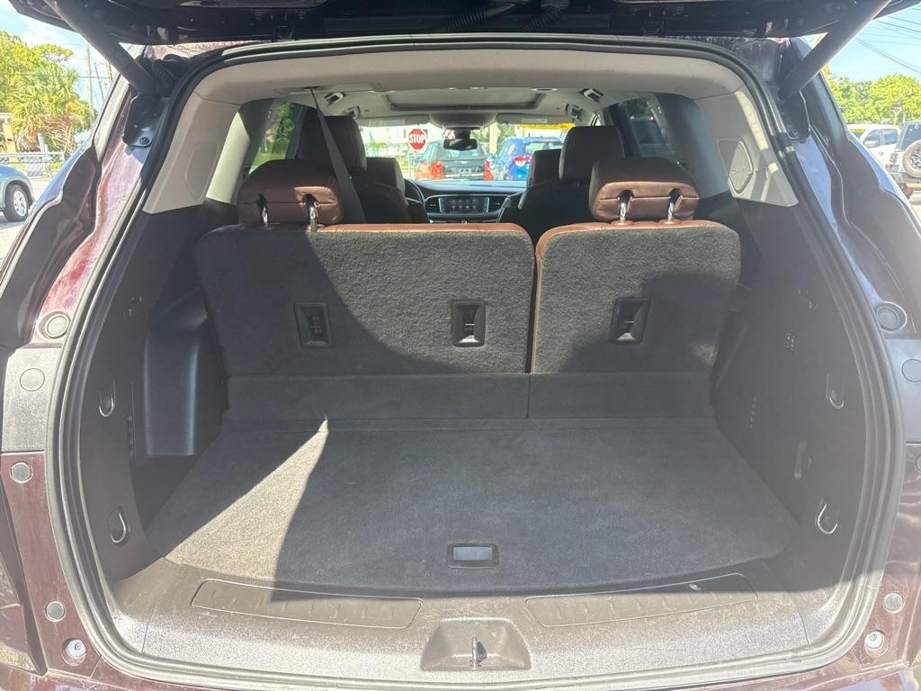 Buick Enclave FWD 4dr Avenir 2020