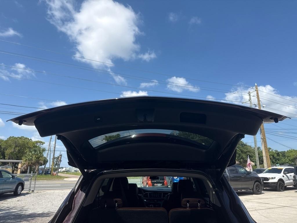 Buick Enclave FWD 4dr Avenir 2020