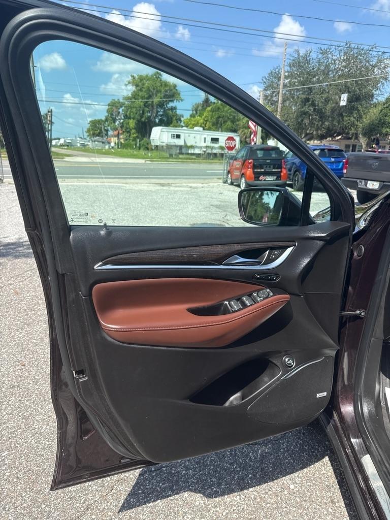 Buick Enclave FWD 4dr Avenir 2020