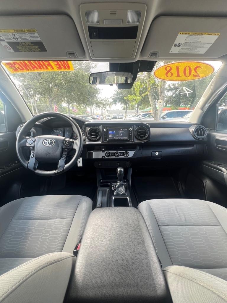 Toyota Tacoma SR5 Double Cab 5' Bed I4 4x2 AT (Natl) 2018