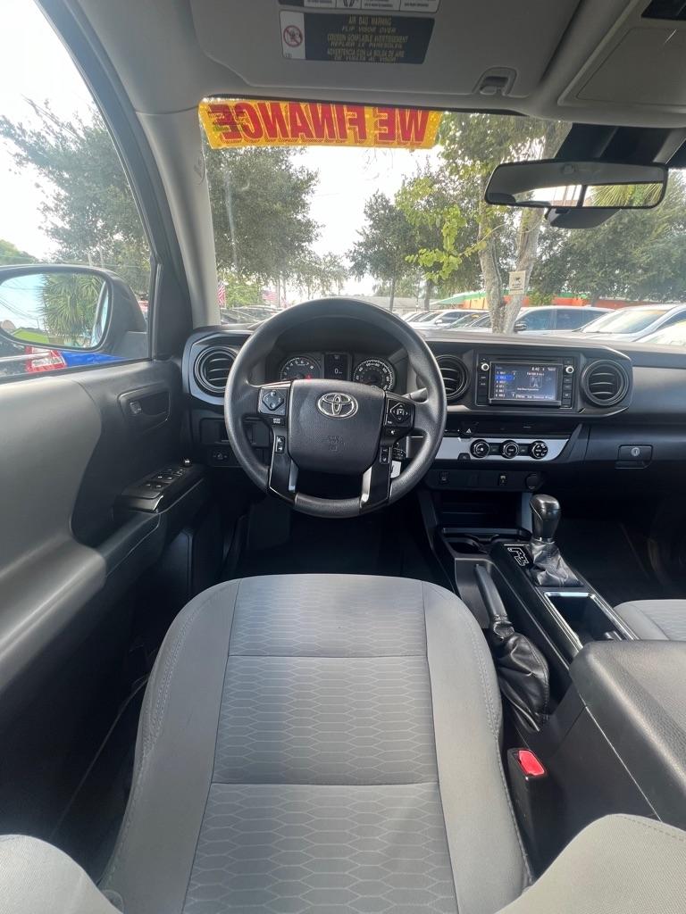 Toyota Tacoma SR5 Double Cab 5' Bed I4 4x2 AT (Natl) 2018