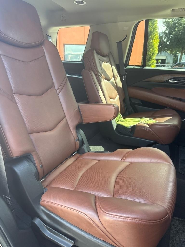 Cadillac Escalade 4WD 4dr Premium Luxury 2019