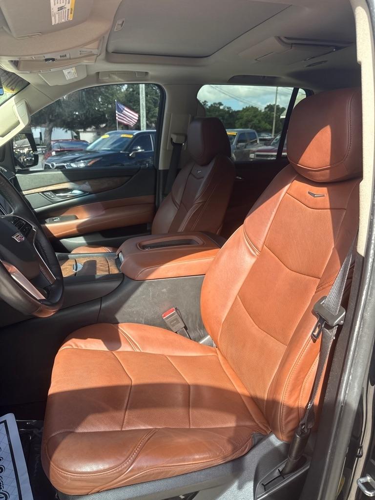 Cadillac Escalade 4WD 4dr Premium Luxury 2019
