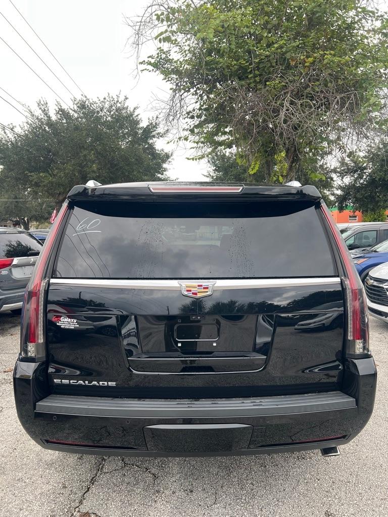 Cadillac Escalade 4WD 4dr Premium Luxury 2019