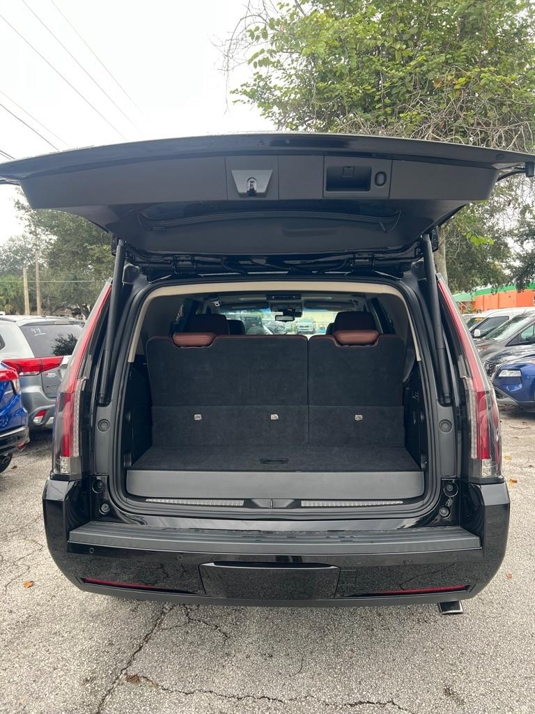 Cadillac Escalade 4WD 4dr Premium Luxury 2019