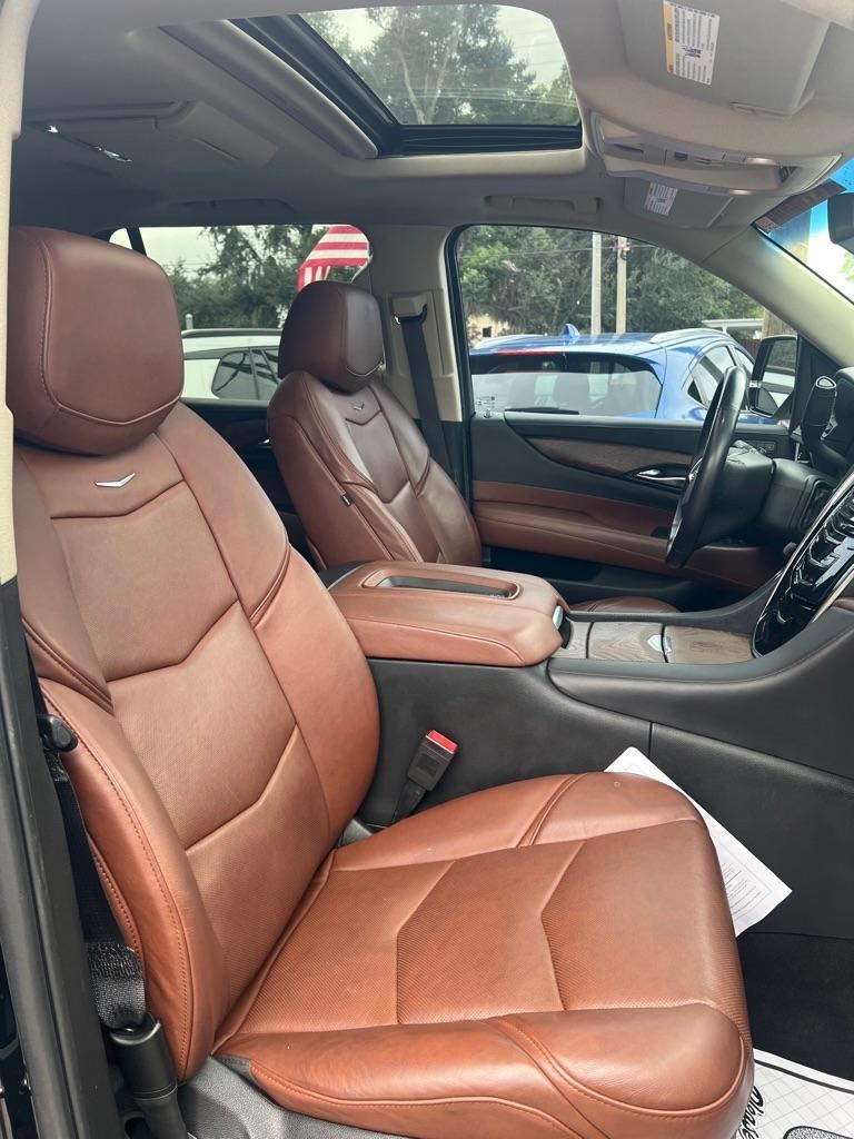 Cadillac Escalade 4WD 4dr Premium Luxury 2019