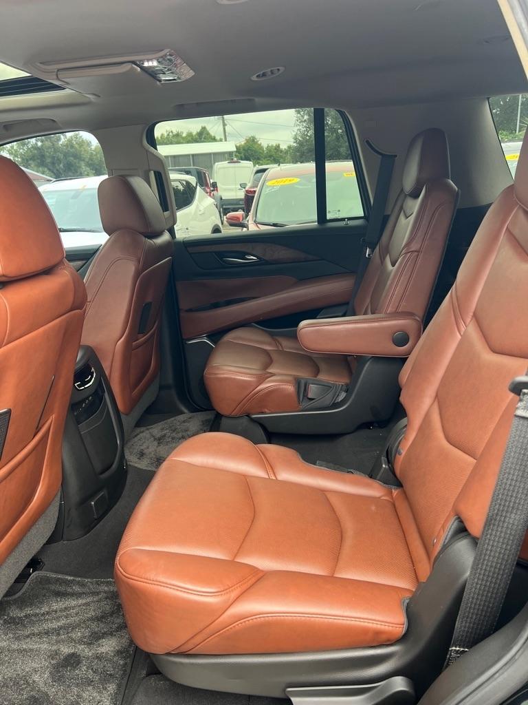 Cadillac Escalade 4WD 4dr Premium Luxury 2019