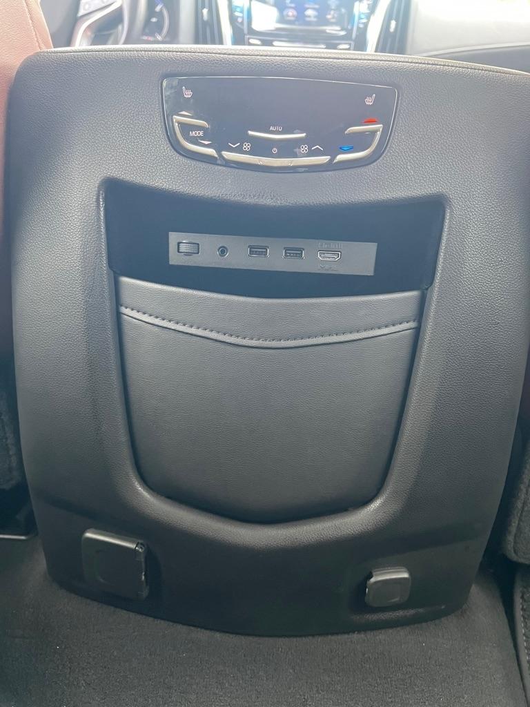 Cadillac Escalade 4WD 4dr Premium Luxury 2019