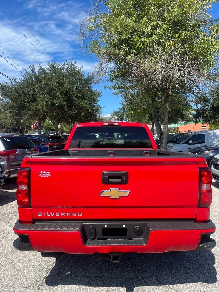 Chevrolet Silverado 1500 2WD Double Cab 143.5" Custom 2017