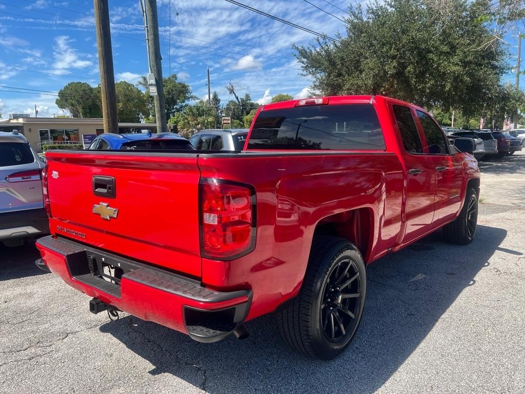 Chevrolet Silverado 1500 2WD Double Cab 143.5" Custom 2017