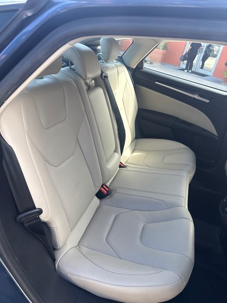 Ford Fusion Hybrid Titanium FWD 2018