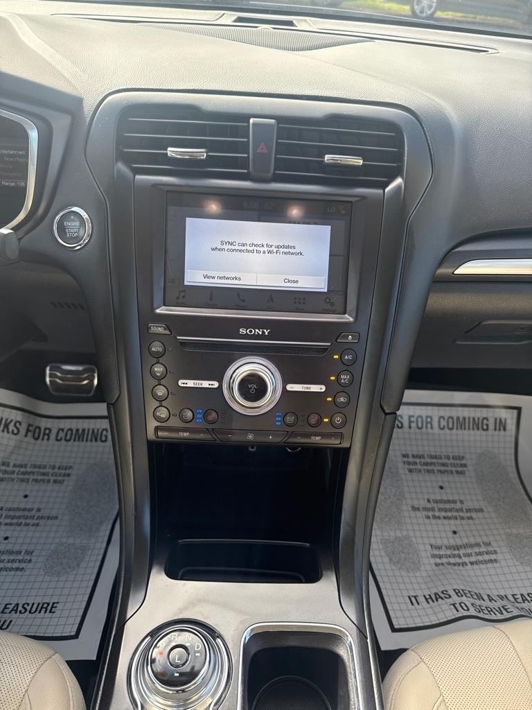 Ford Fusion Hybrid Titanium FWD 2018