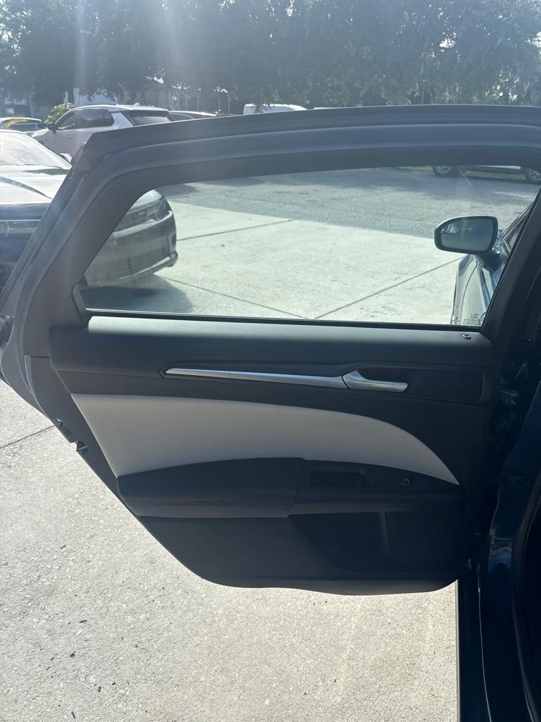 Ford Fusion Hybrid Titanium FWD 2018