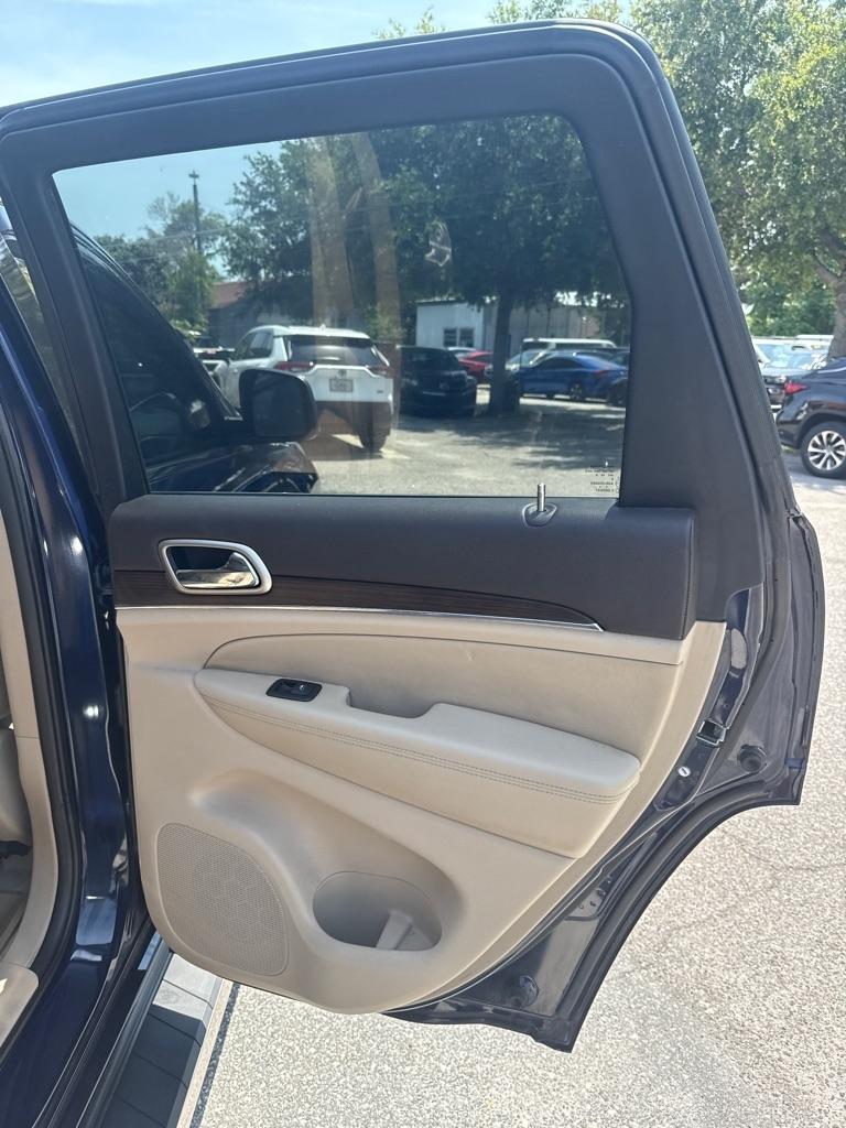 Jeep Grand Cherokee RWD 4dr Overland 2016