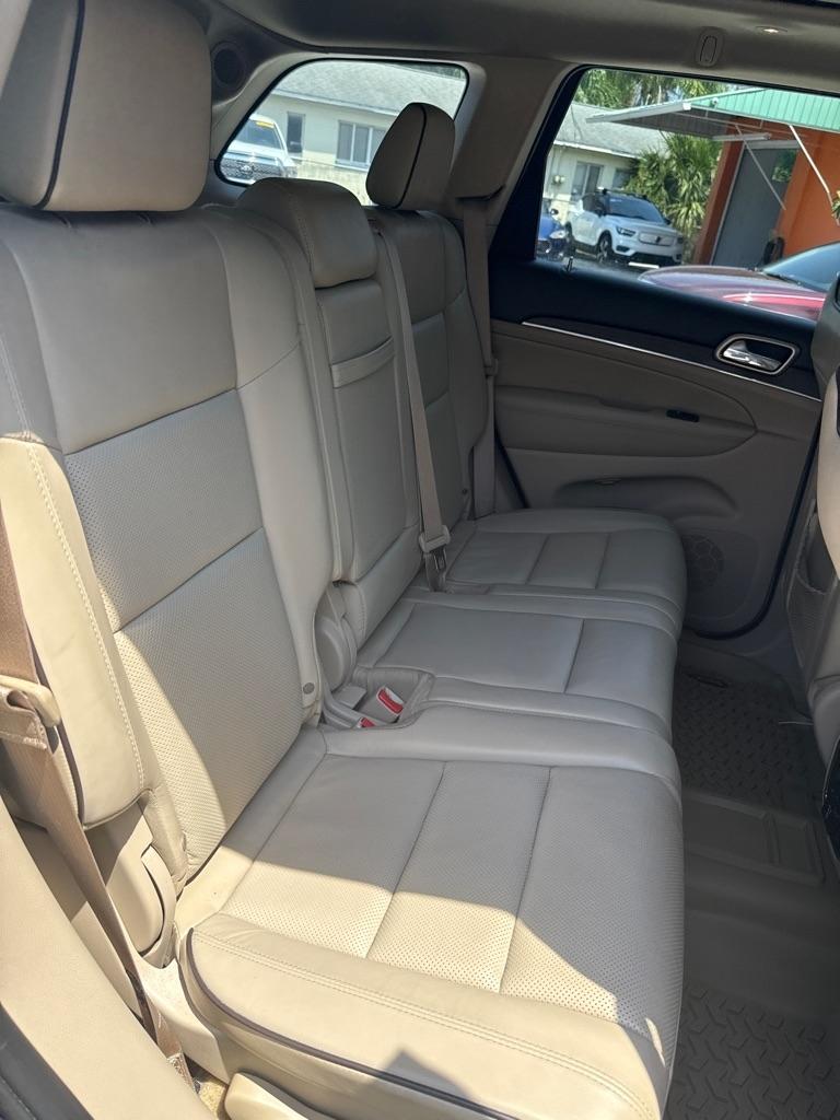 Jeep Grand Cherokee RWD 4dr Overland 2016