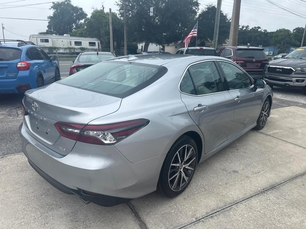 Toyota Camry XLE Auto (Natl) 2024