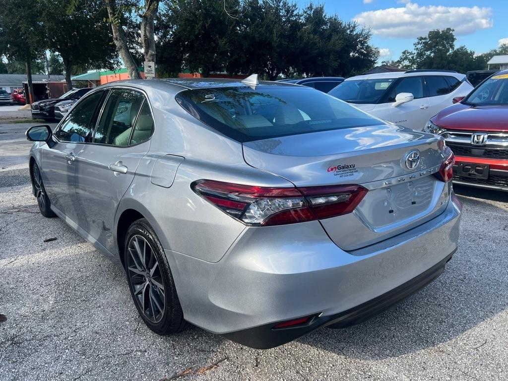 Toyota Camry XLE Auto (Natl) 2024