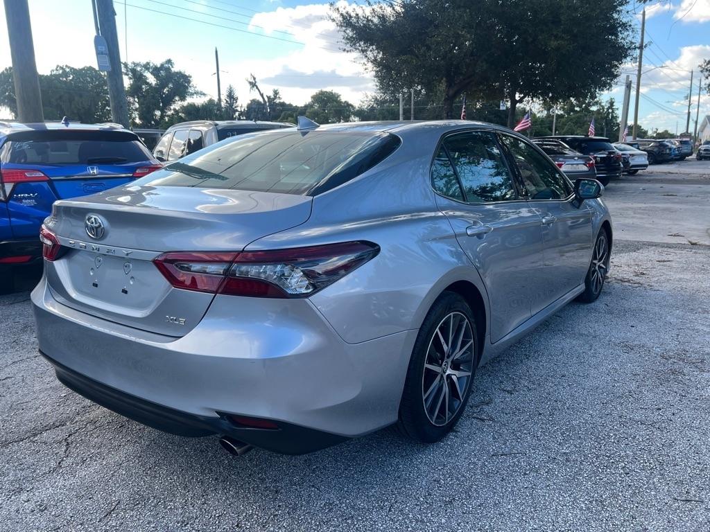Toyota Camry XLE Auto (Natl) 2024