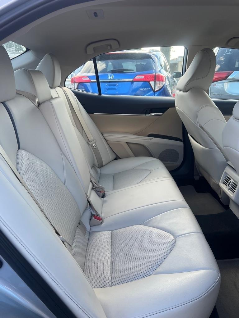 Toyota Camry XLE Auto (Natl) 2024