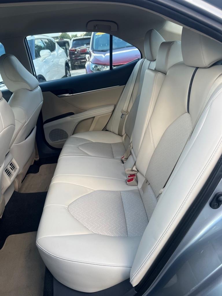 Toyota Camry XLE Auto (Natl) 2024