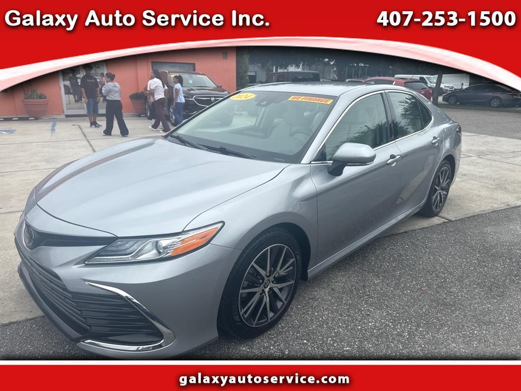 Toyota Camry XLE Auto (Natl) 2024