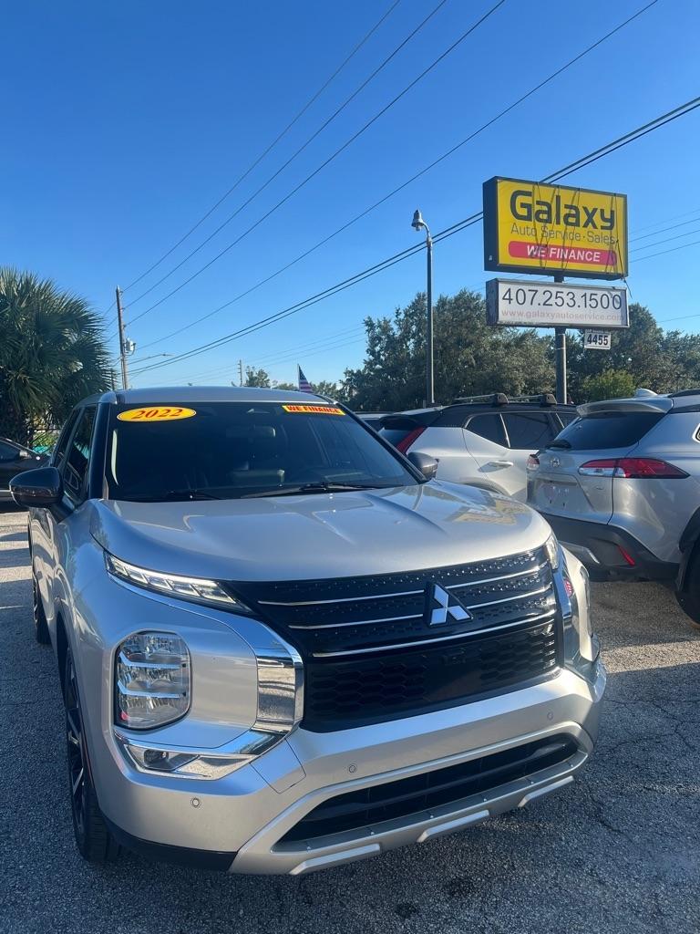 2022 Mitsubishi Outlander SE FWD *Ltd Avail*
