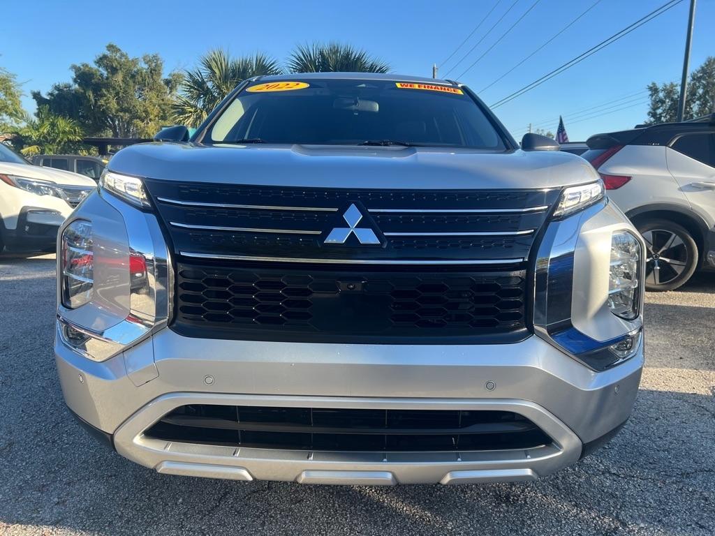 Mitsubishi Outlander SE Launch Edition FWD 2022