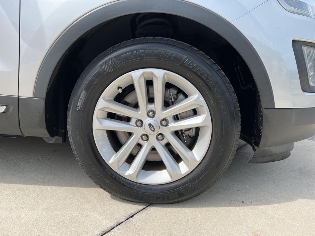 Ford Explorer FWD 4dr XLT 2016