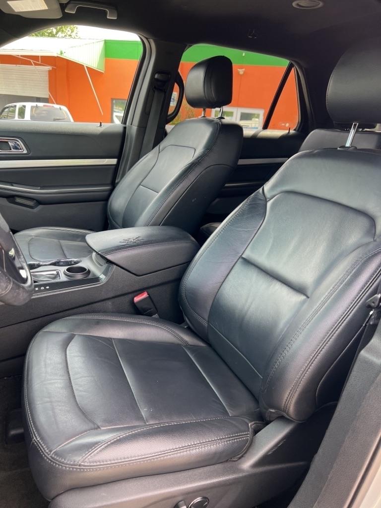 Ford Explorer FWD 4dr XLT 2016