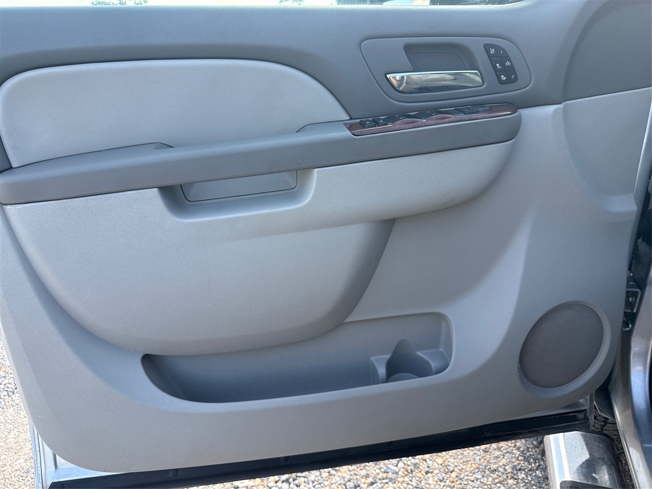 GMC Sierra 2500HD SLT Crew Cab 4WD 2013 GMC Sierra 2500HD SLT Crew Cab 4WD 2013