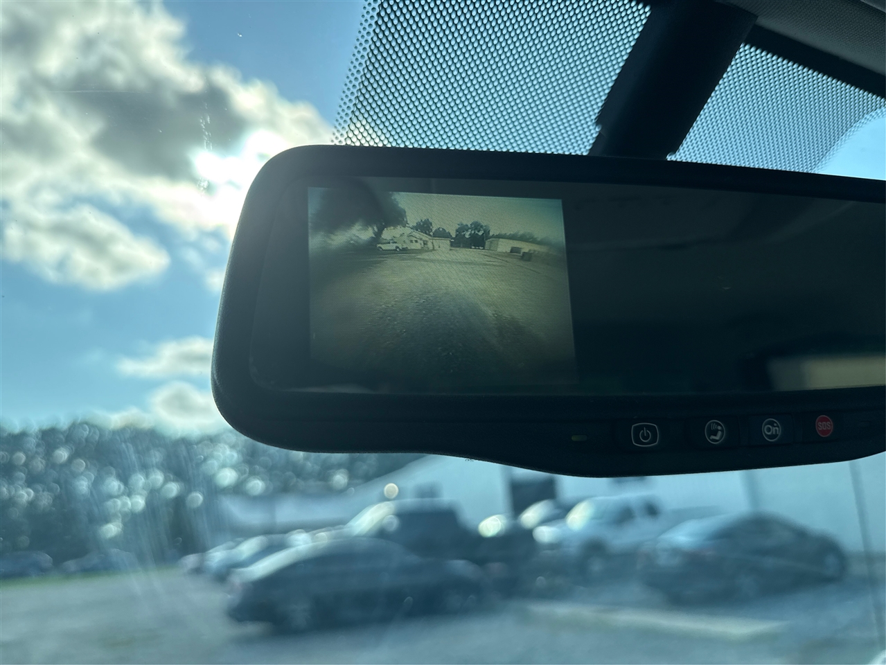 GMC Sierra 2500HD SLT Crew Cab 4WD 2013 GMC Sierra 2500HD SLT Crew Cab 4WD 2013