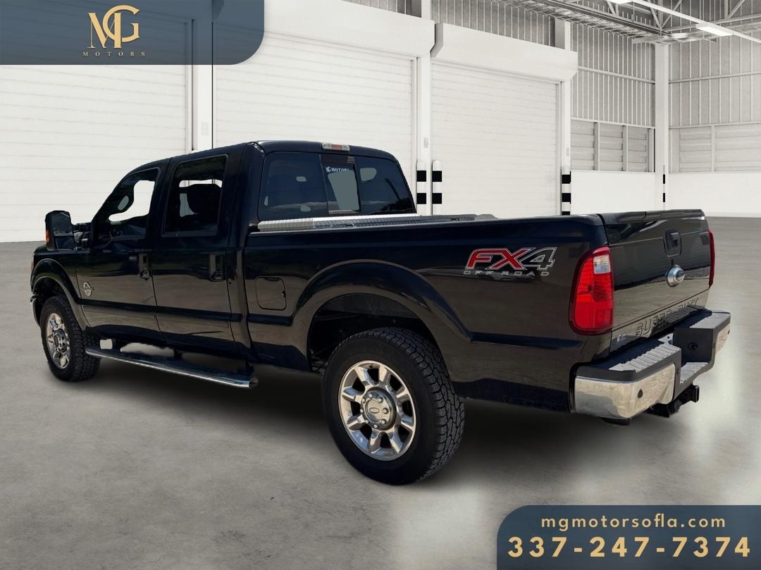 Ford F-250 SD Lariat Crew Cab 4WD 2013