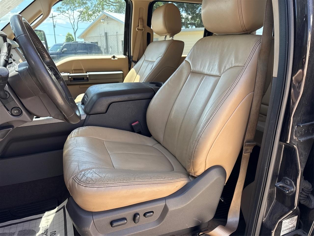 Ford F-250 SD Lariat Crew Cab 4WD 2013