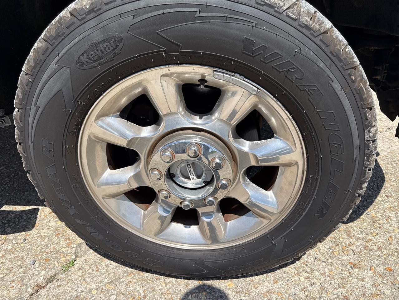 Ford F-250 SD Lariat Crew Cab 4WD 2013