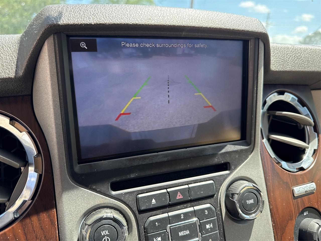 Ford F-250 SD Lariat Crew Cab 4WD 2013