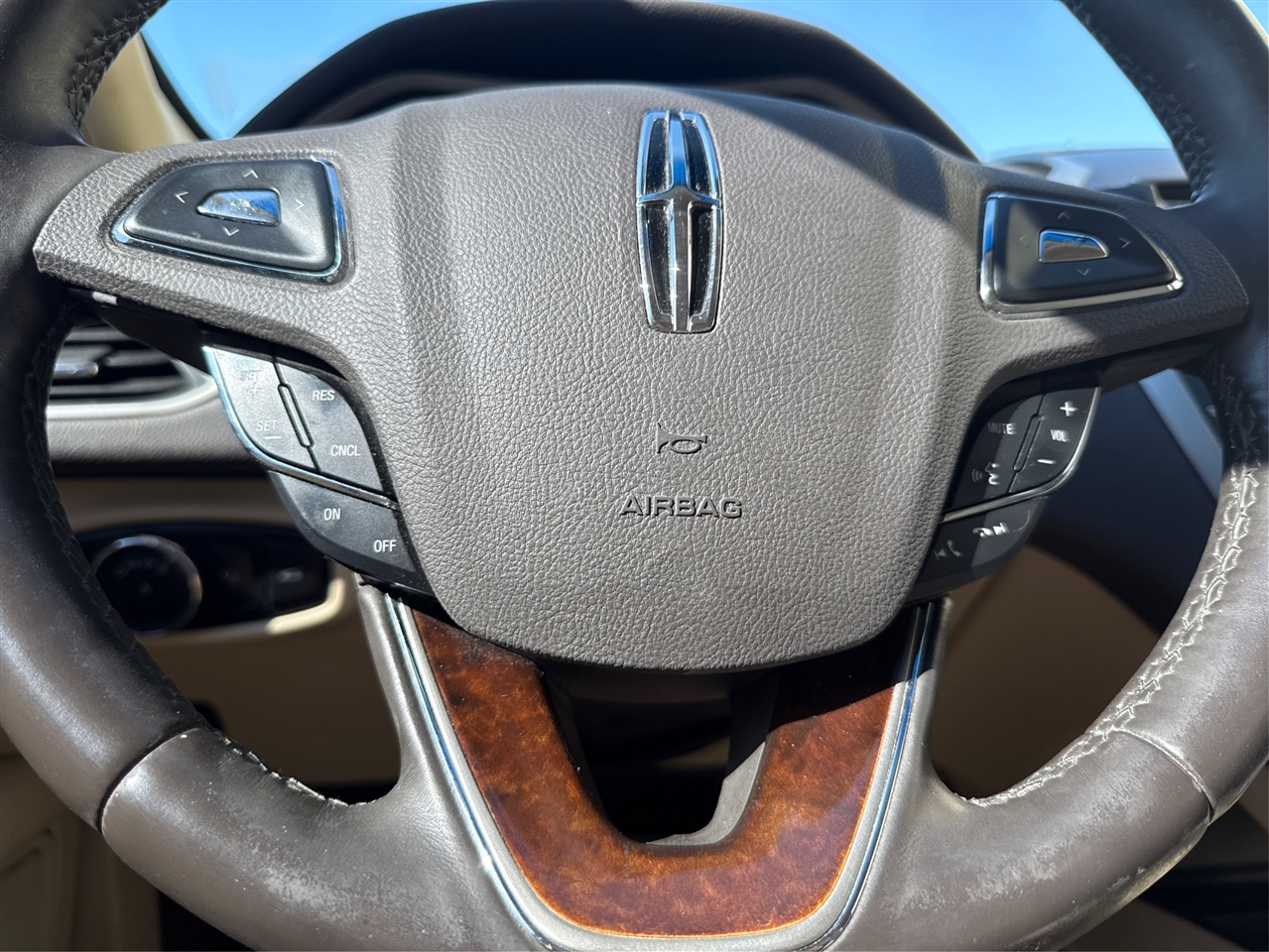 Lincoln MKZ Base 2015 Lincoln MKZ Base 2015