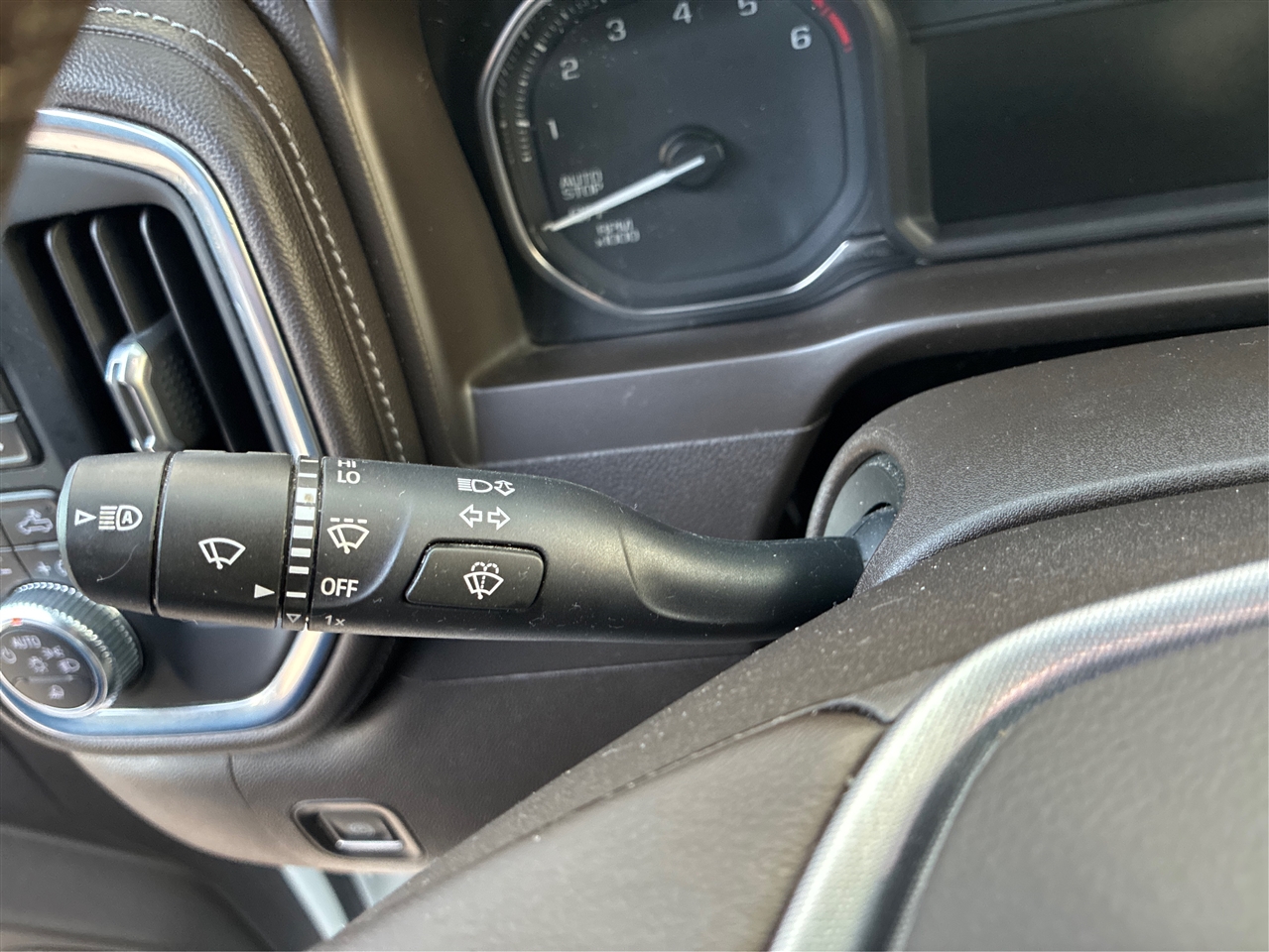 GMC Sierra 1500 SLT Crew Cab Short Box 4WD 2021