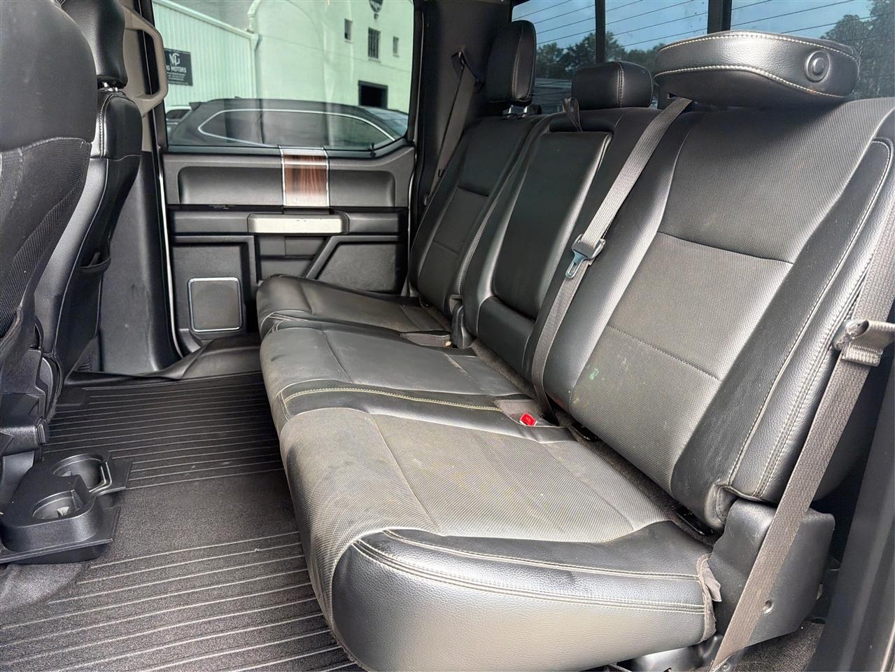 Ford F-150 Lariat SuperCrew 5.5-ft. Bed 4WD 2015