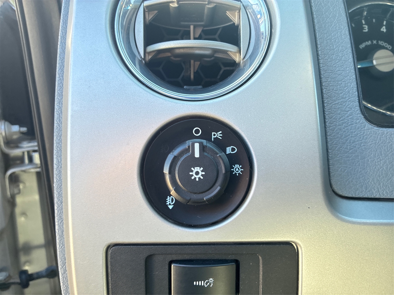 Ford F-150 Lariat SuperCrew 5.5-ft. Bed 4WD 2013