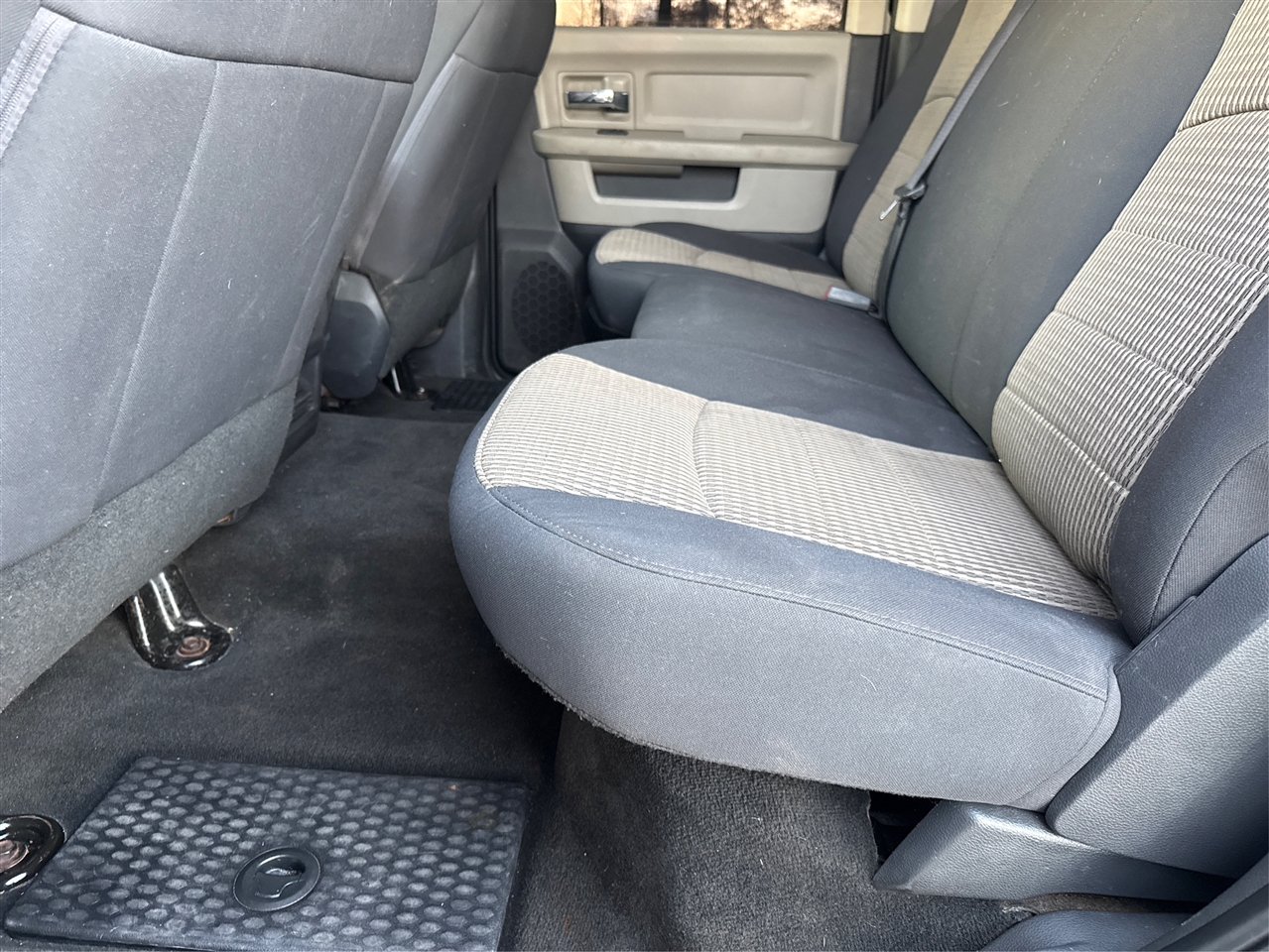 RAM 2500 SLT Crew Cab SWB 4WD 2012