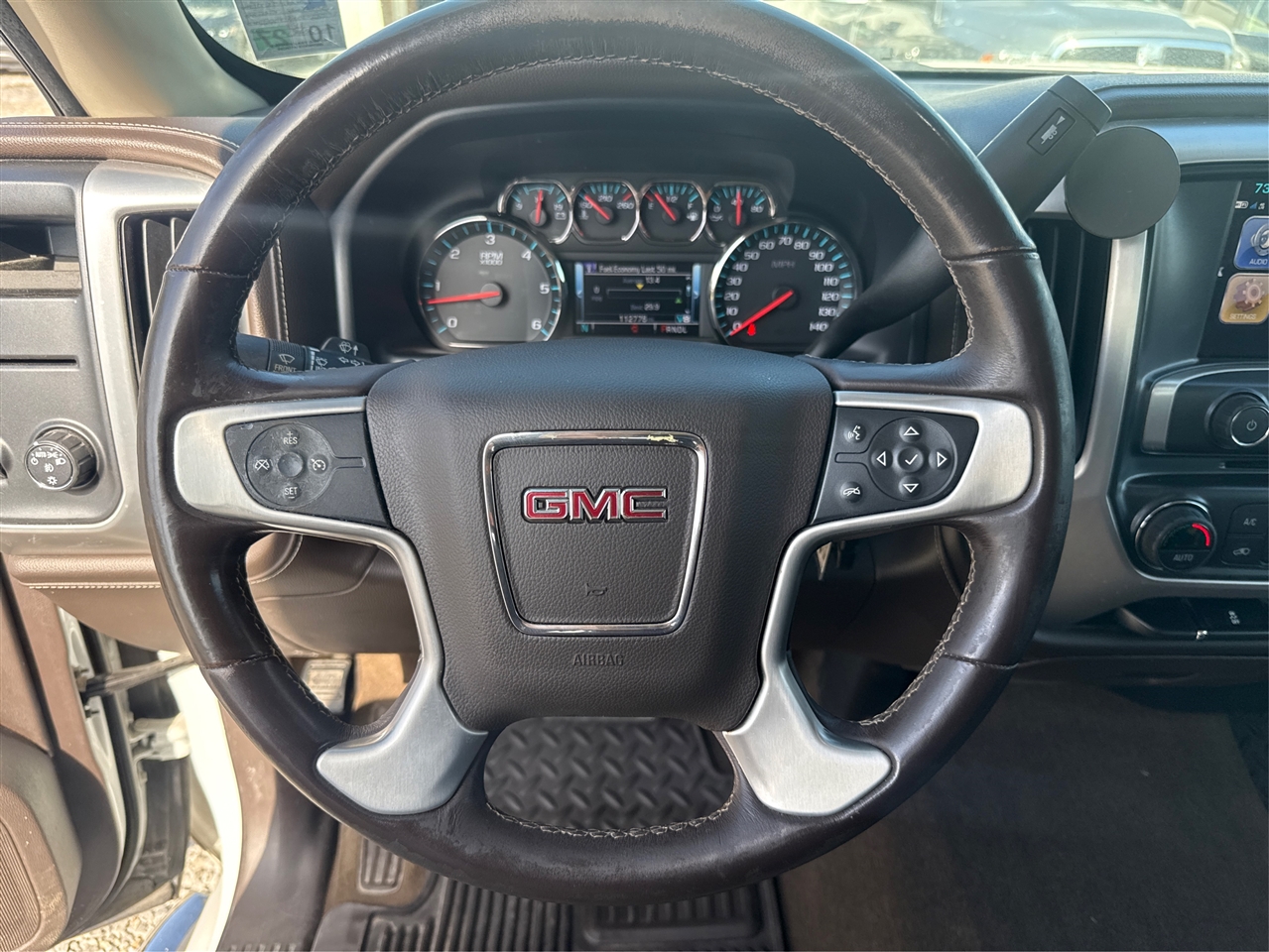GMC Sierra 1500 SLE Crew Cab 2WD 2017