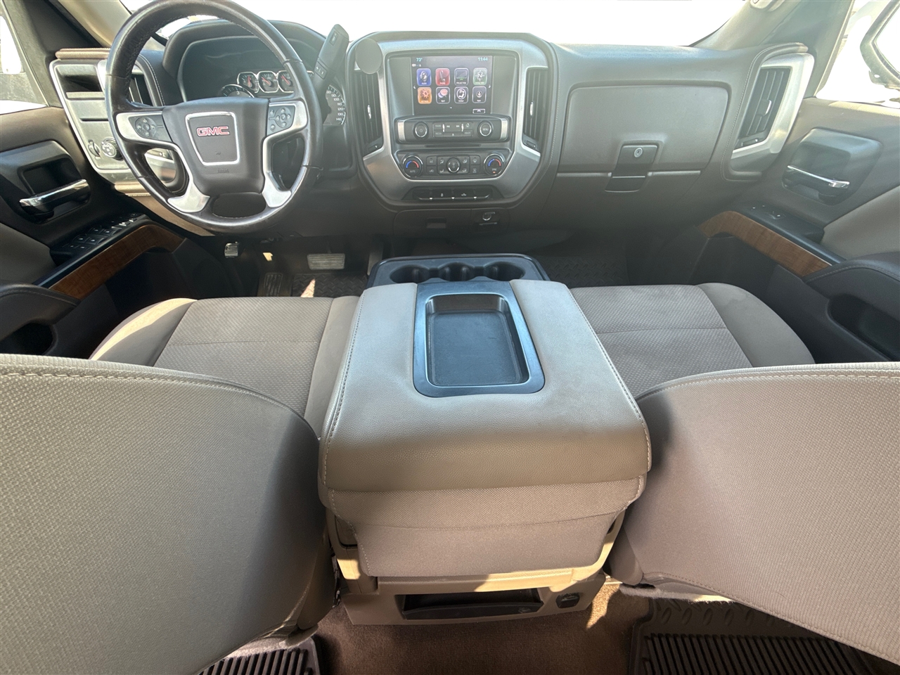 GMC Sierra 1500 SLE Crew Cab 2WD 2017